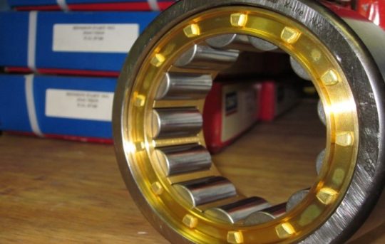 Brass caged cylindrical roller bearing
